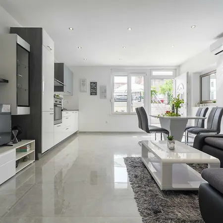 Apartments Amore דירה ספליט