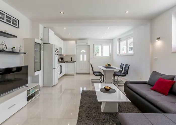 Apartments Amore Daire Split